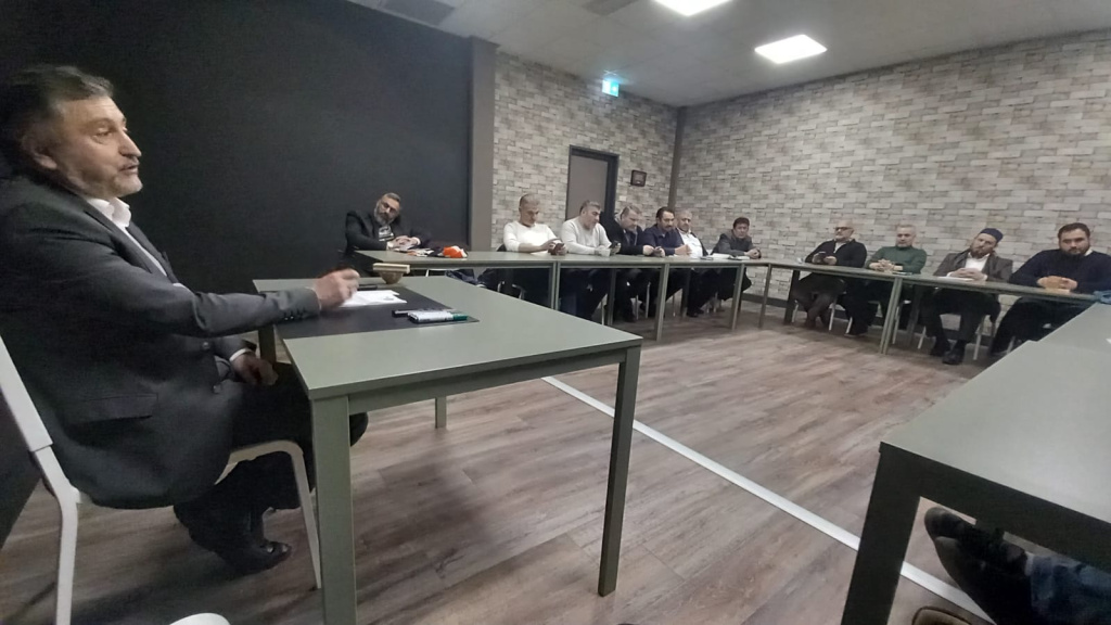 Belçika İslam Federasyonu (BİF) Kuzey Bölgeleri Şube Başkanlarına Yönelik Yatılı Eğitim Semineri (ŞB-YES’26) Başarıyla Tamamlandı